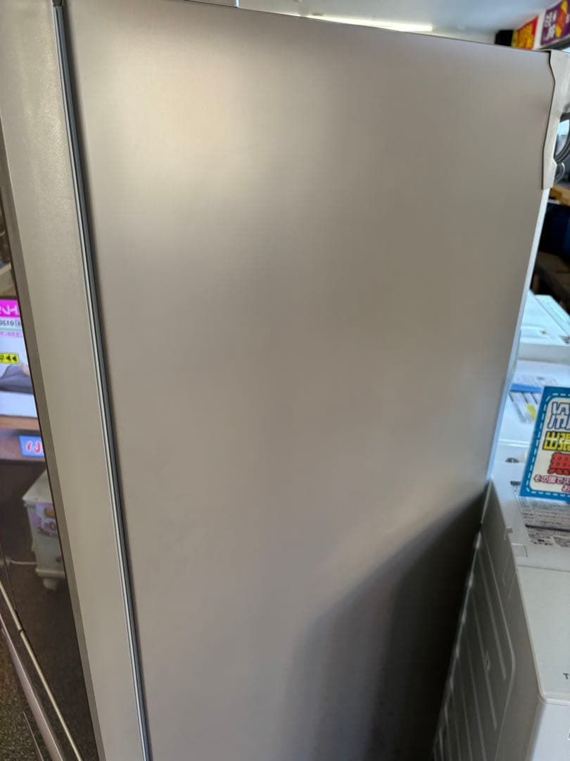 埼玉県 引取限定 中古品 2021年製 三菱 冷蔵庫 600l