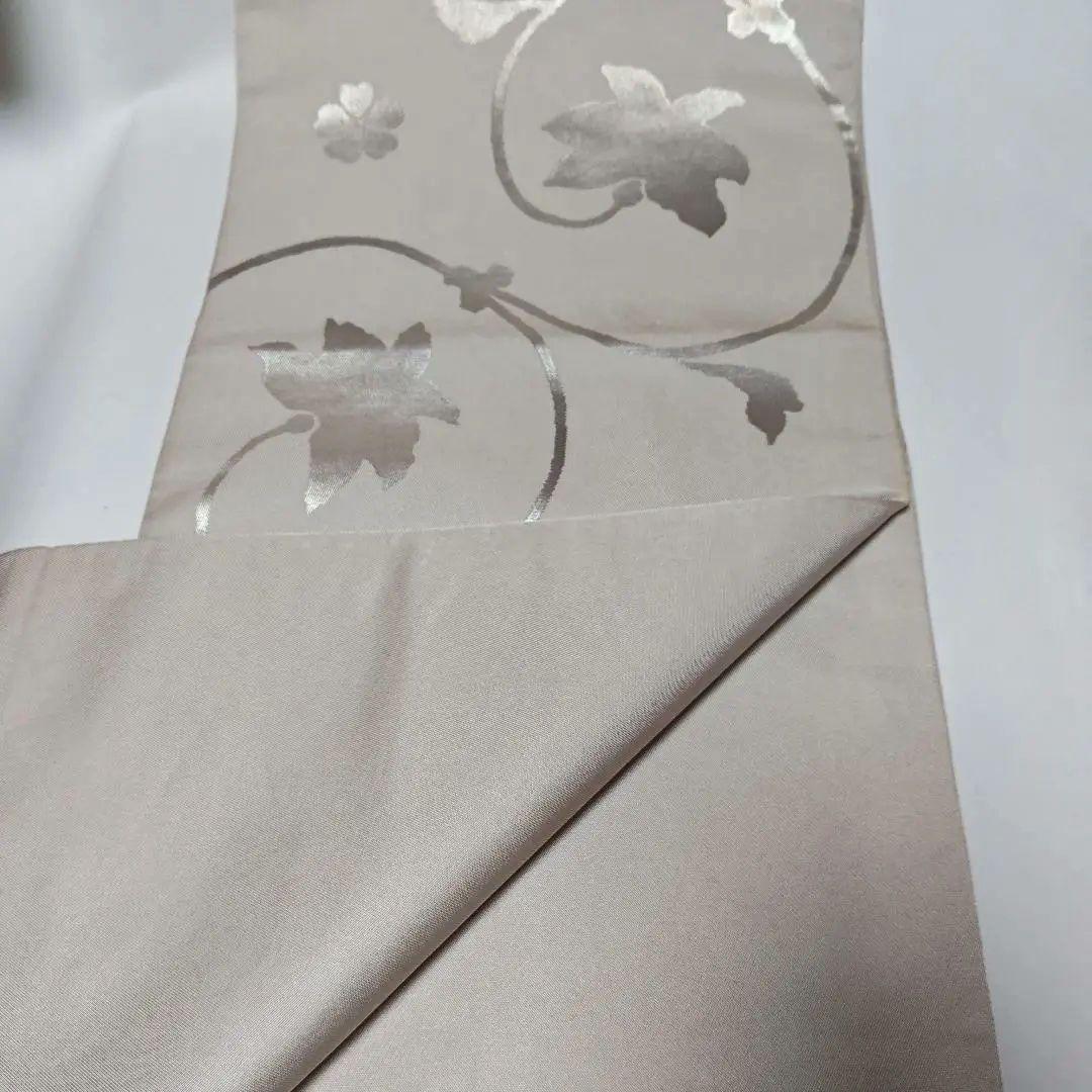 洛風林　袋帯　洒落袋帯　薄いグレー　 袋帯 蔦唐草　銀糸　いぶし銀　箔