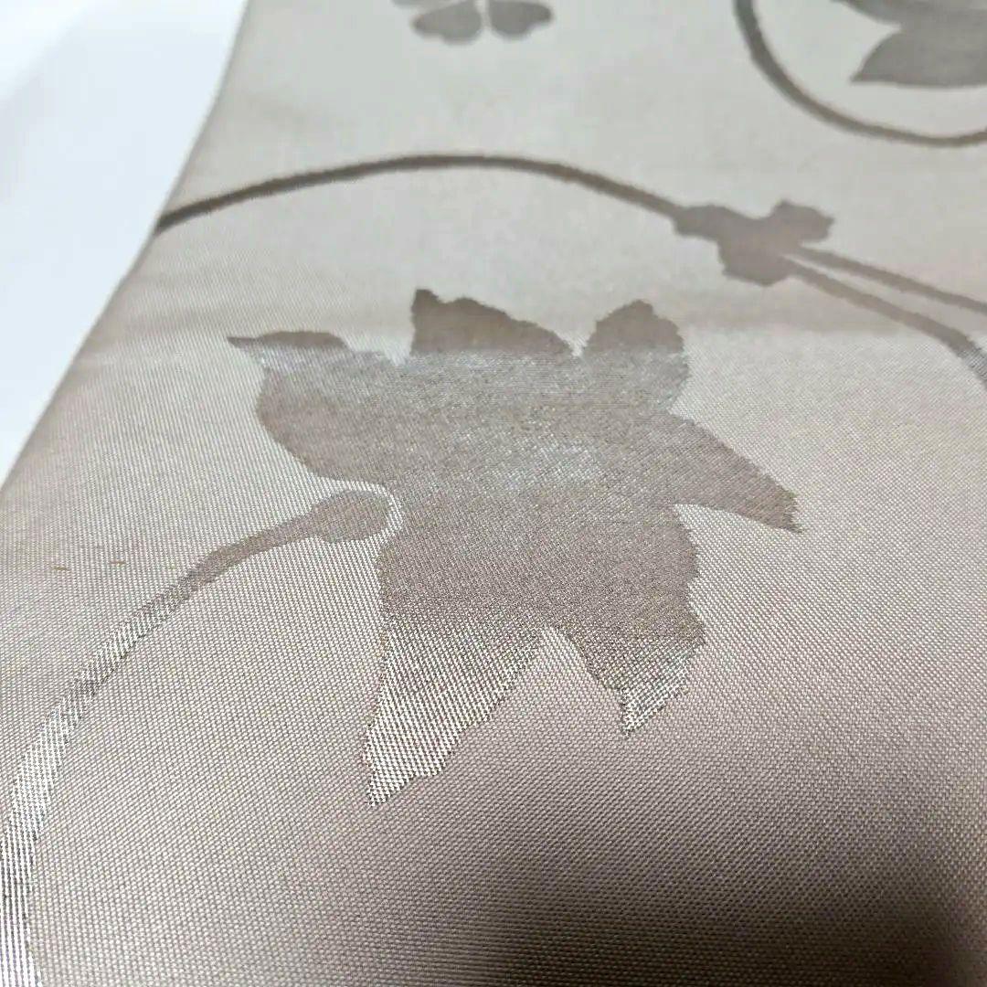 洛風林　袋帯　洒落袋帯　薄いグレー　 袋帯 蔦唐草　銀糸　いぶし銀　箔