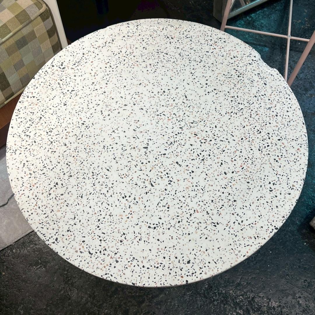 モーダエンカーサ フンギ60 コーヒーテーブル サイドテーブル 北欧モダン