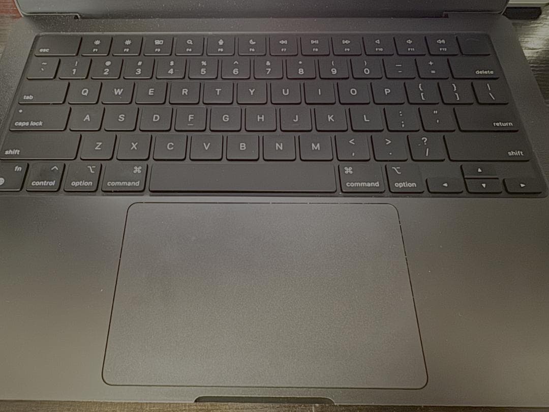 MacBook Pro M4 Pro 14インチ 24GBメモリー US配列