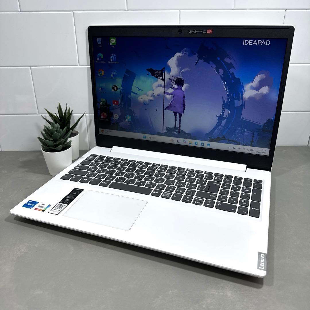 【高性能】レノボブリザードホワイト☘11世代i5☘NVMe256+1TB