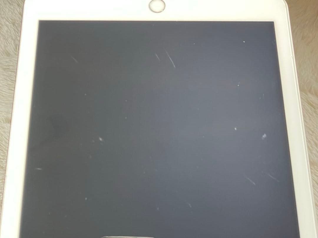 【完動品】iPad 第5世代 32GB SIMフリー【すぐ発送】