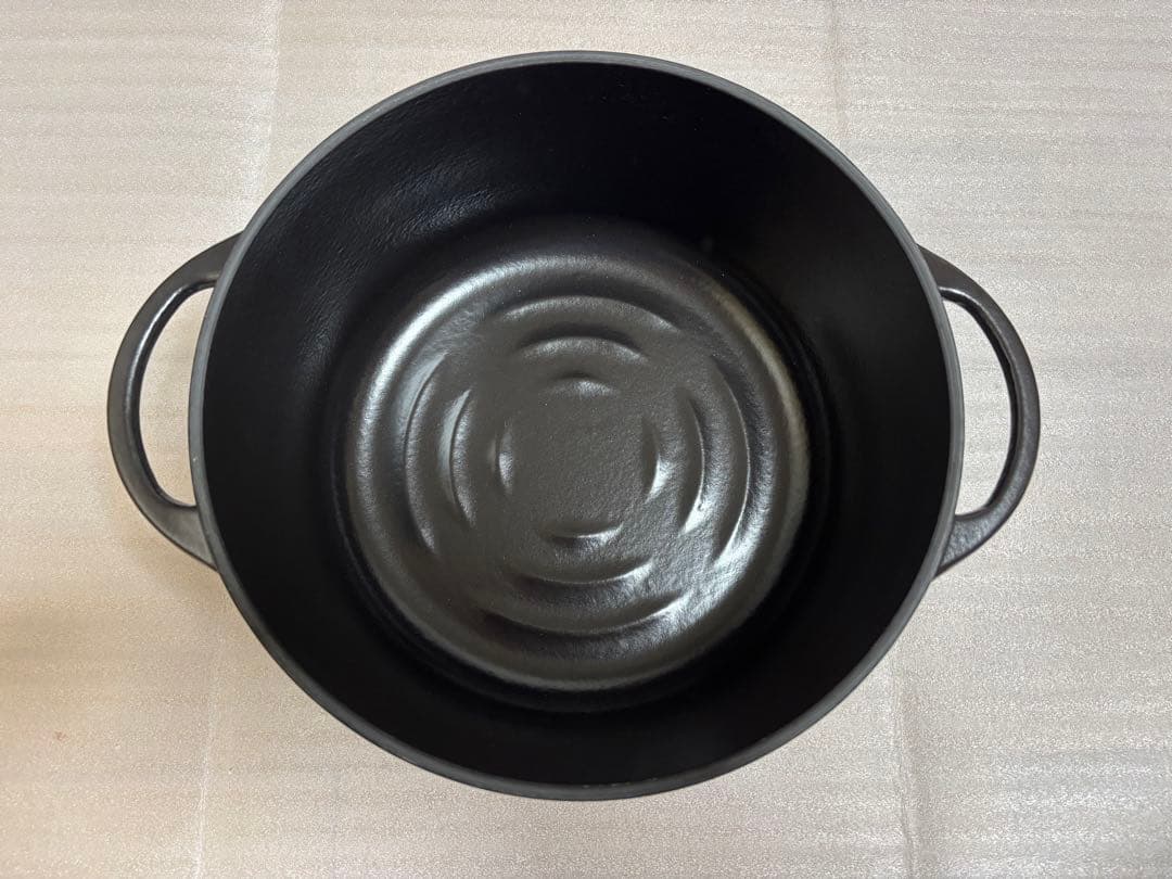 Vermicular オーブンポットラウンド 26cm マットブラック