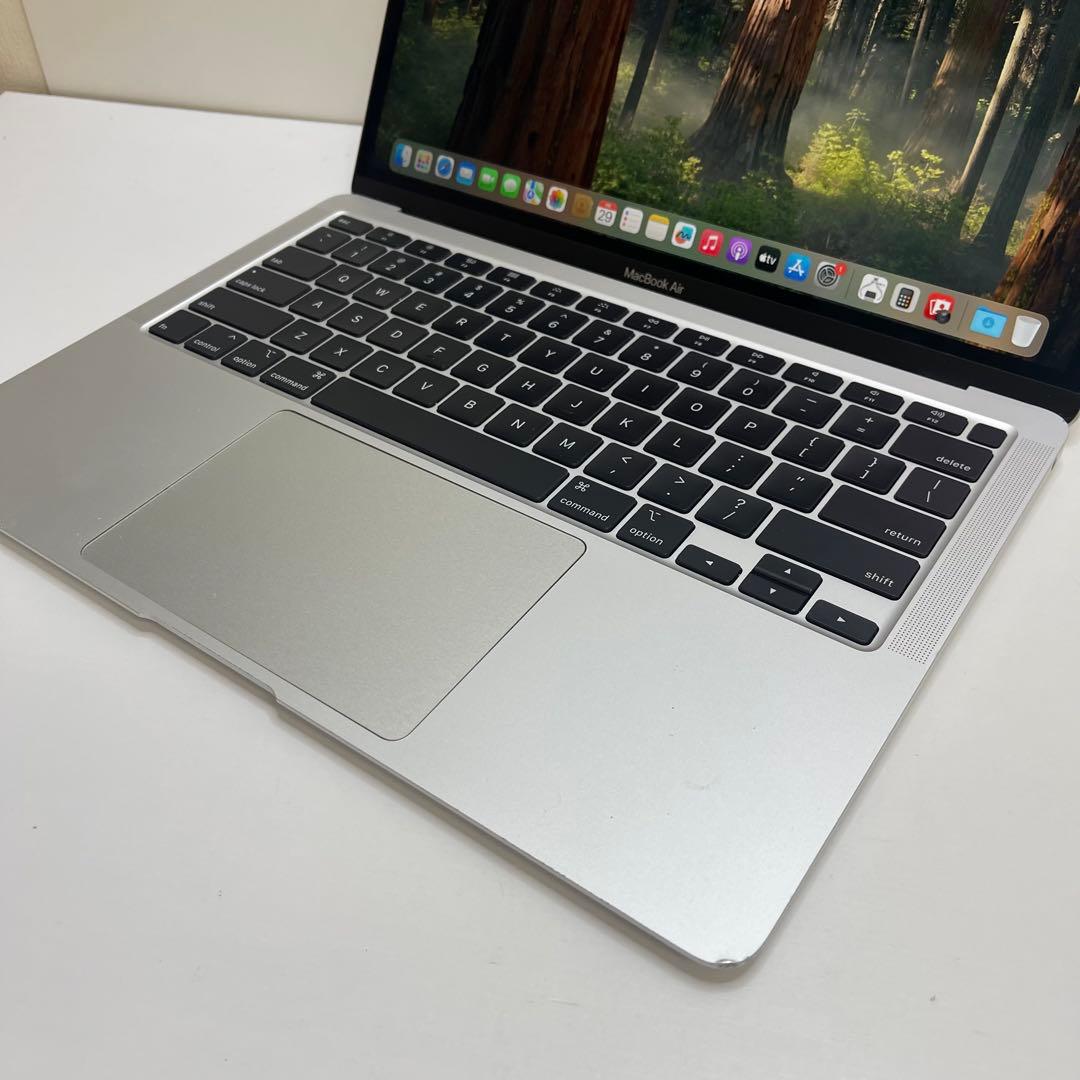 Macbook Air 2020 i5 8GB SSD256GB 13インチ