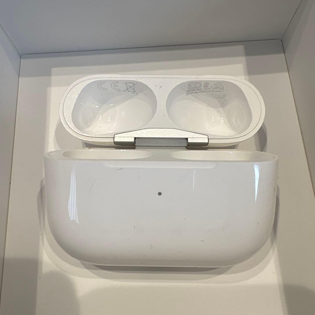 Airpods pro 第一世代