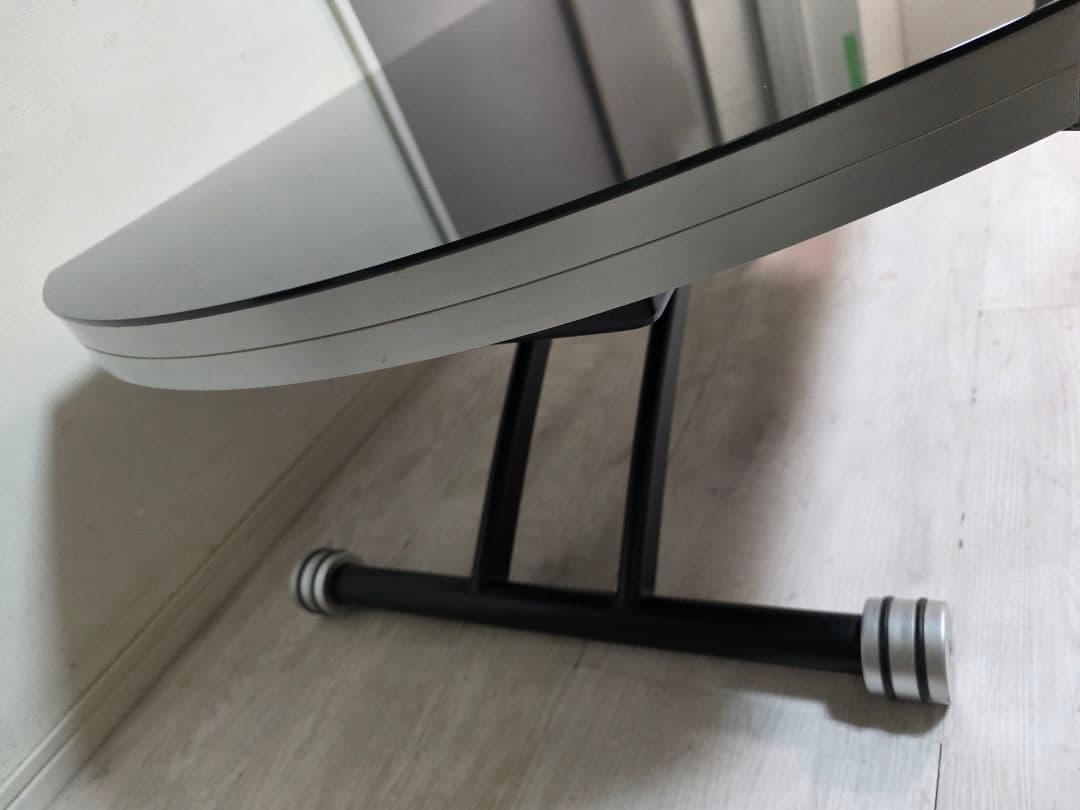 ガス圧式昇降式　拡張式天板折りたたみ式サイドテーブル　円型ガラステーブル