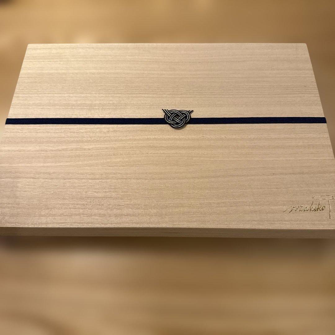 滝沢眞紀子　豆皿　九谷焼木箱入り