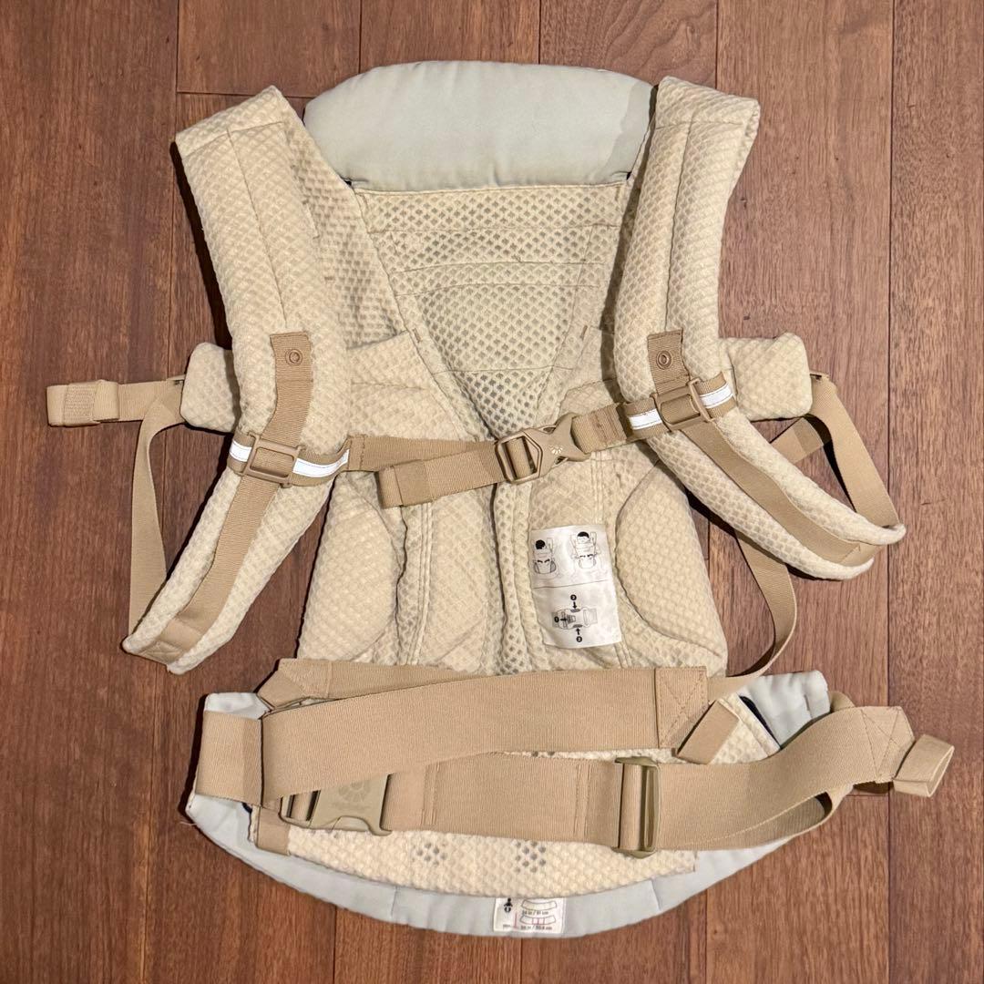 【箱・保証書付】エルゴ　オムニブリーズ　抱っこ紐 人気のサンドベージュ