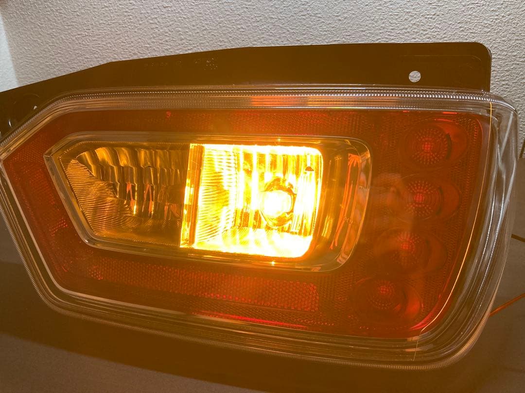 ワゴンR(MH55S) 右テールランプ