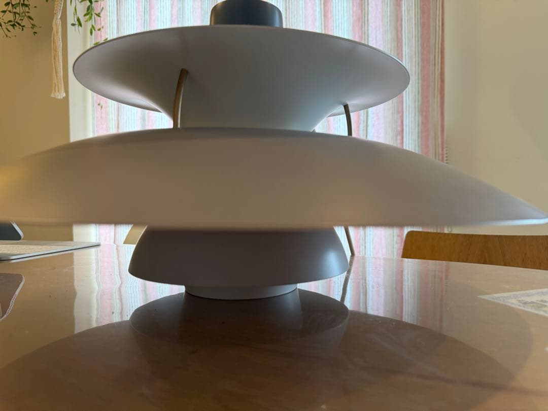 ルイスポールセンPH5グレー・グラデーション