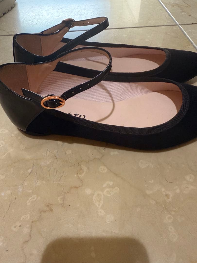 超美品✨️ repettoポインテッドトゥ フラットシューズ バレエシューズ38