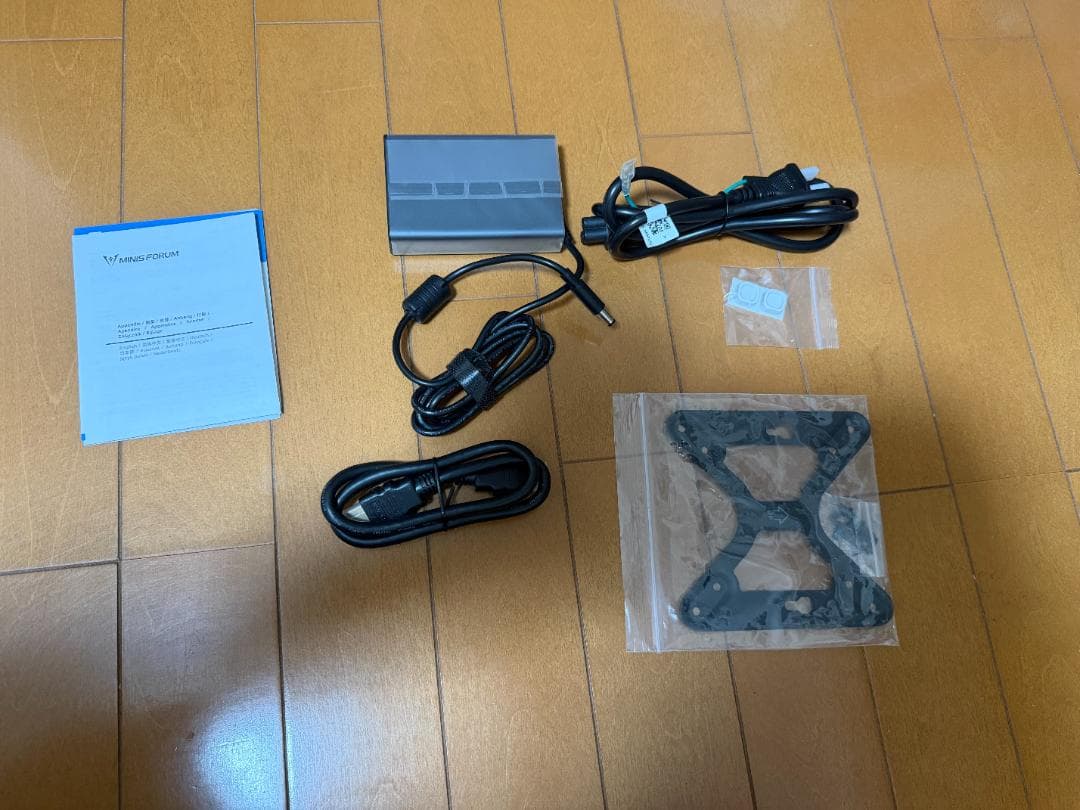 MINISFORUM UM870 Slim ミニPC 本体