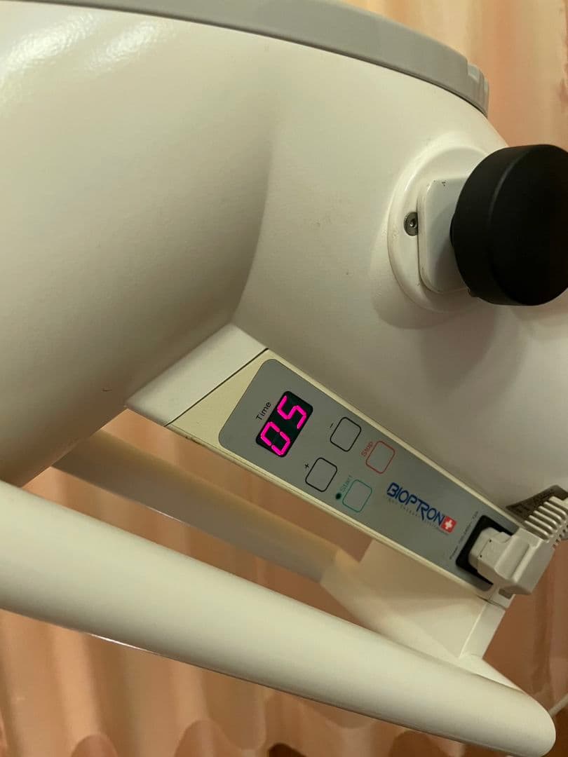 ☆バイオプトロン2　専用スタンド付き　BIOPTRON美顔器　美容機器　☆