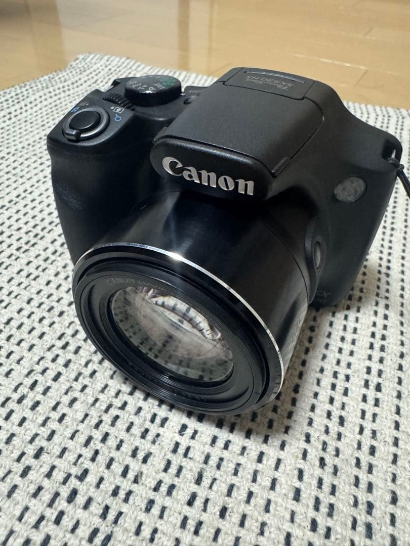 Canon コンパクトデジタルカメラ ブラック レンズキャップ付き