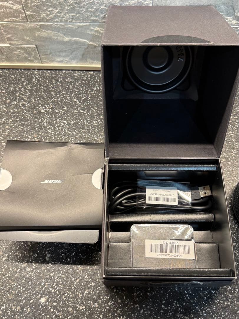 BOSE SLINKREVBLK ブルートゥーススピーカー ブラック　未使用品