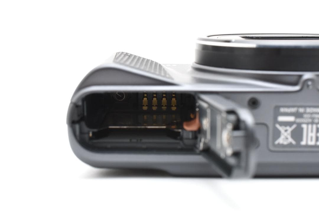 【お値下げ歓迎】キヤノン　Canon PowerShot SX720 HS