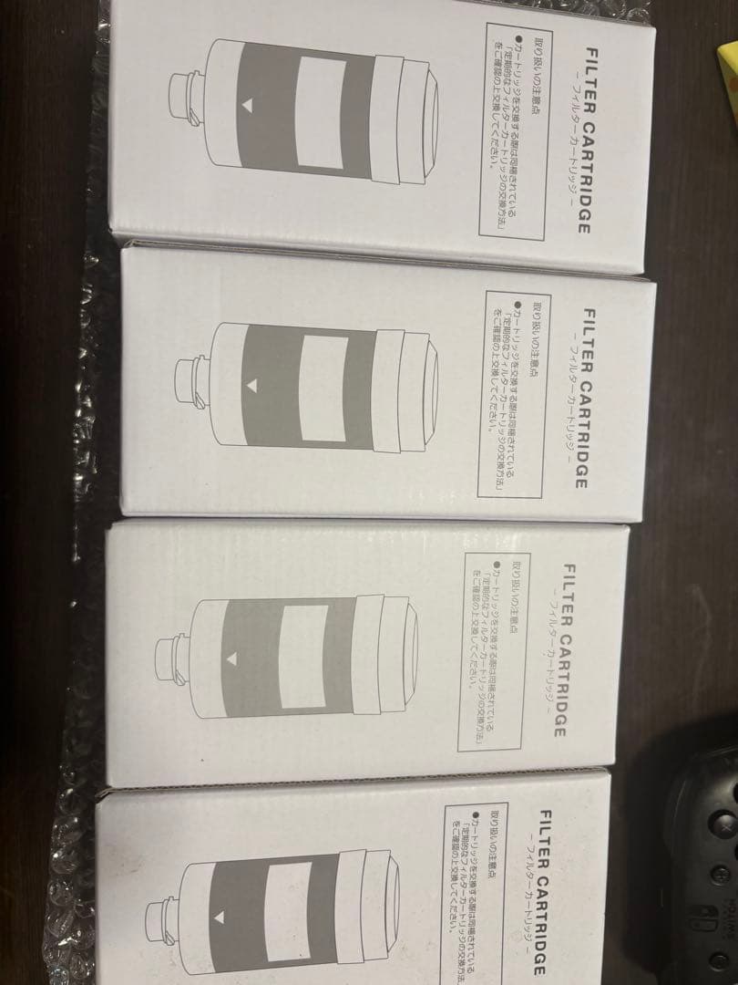 エブリィフレシャス浄水器 （カートリッジ４本付き）