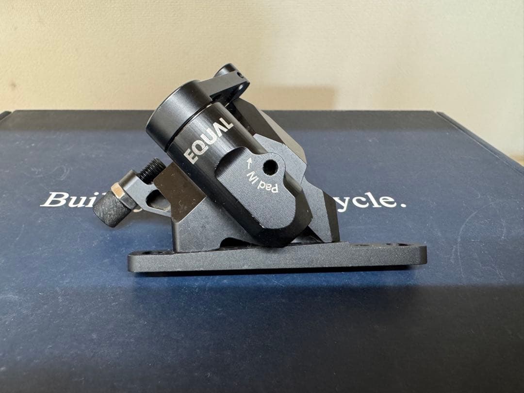 グロータック EQUAL ディスクブレーキキャリパーセット