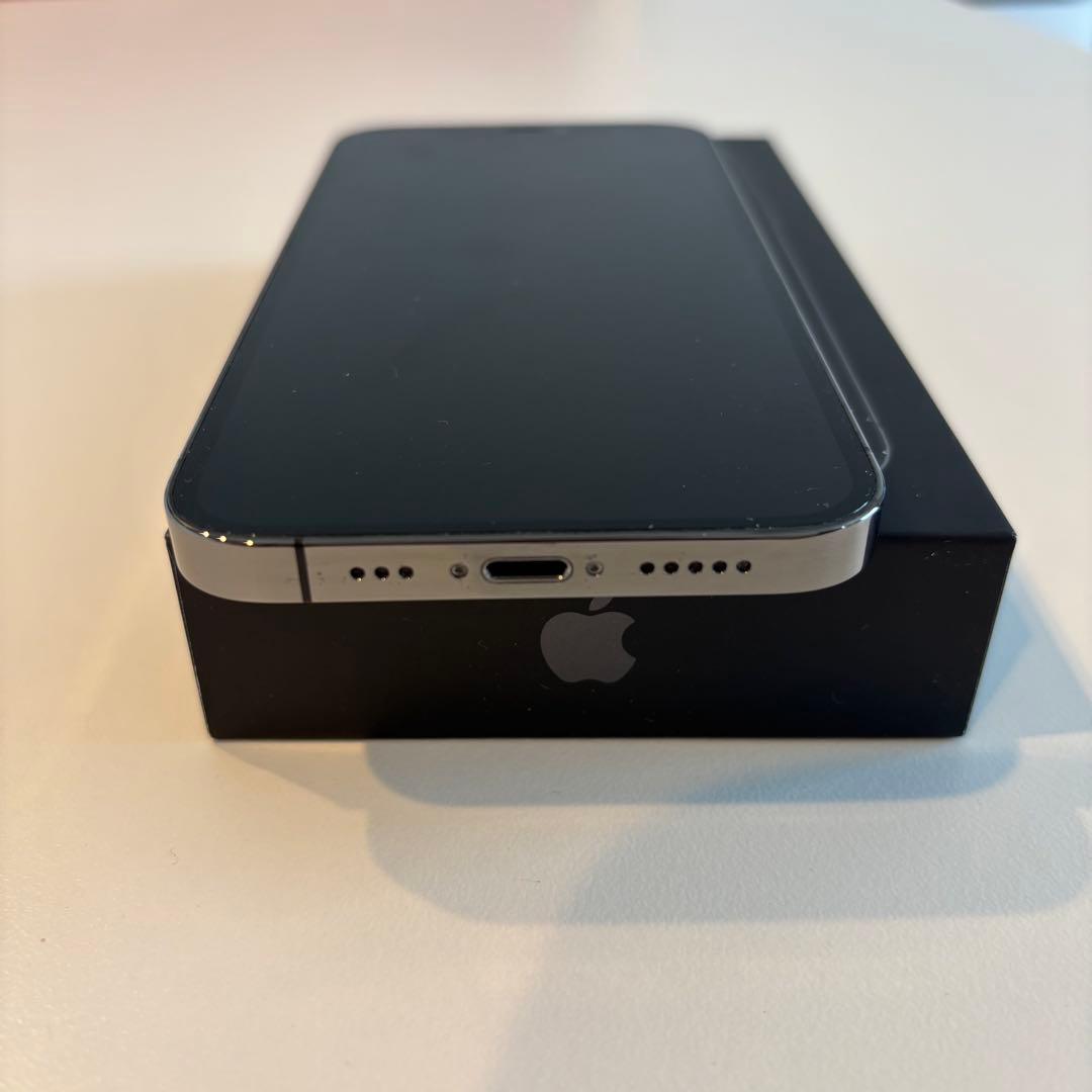 iPhone12pro グラファイト 本体