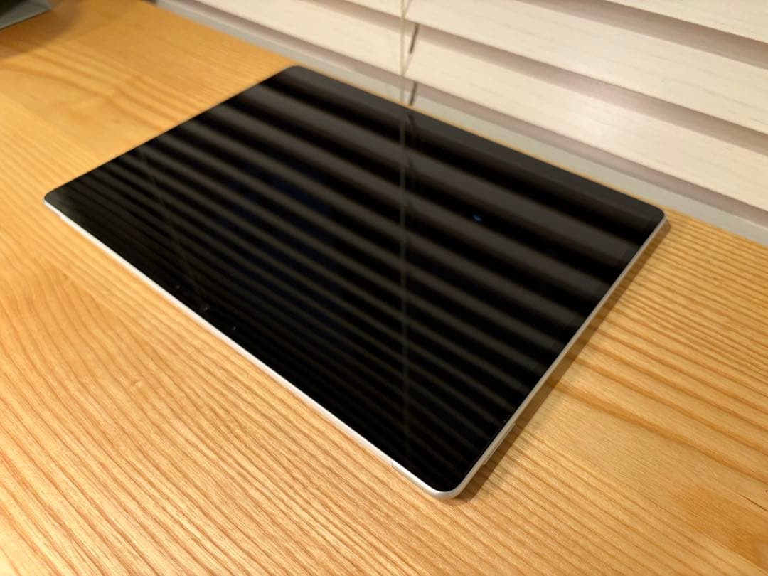 surface pro8 8GB 256 13インチ　純正キーボード　赤