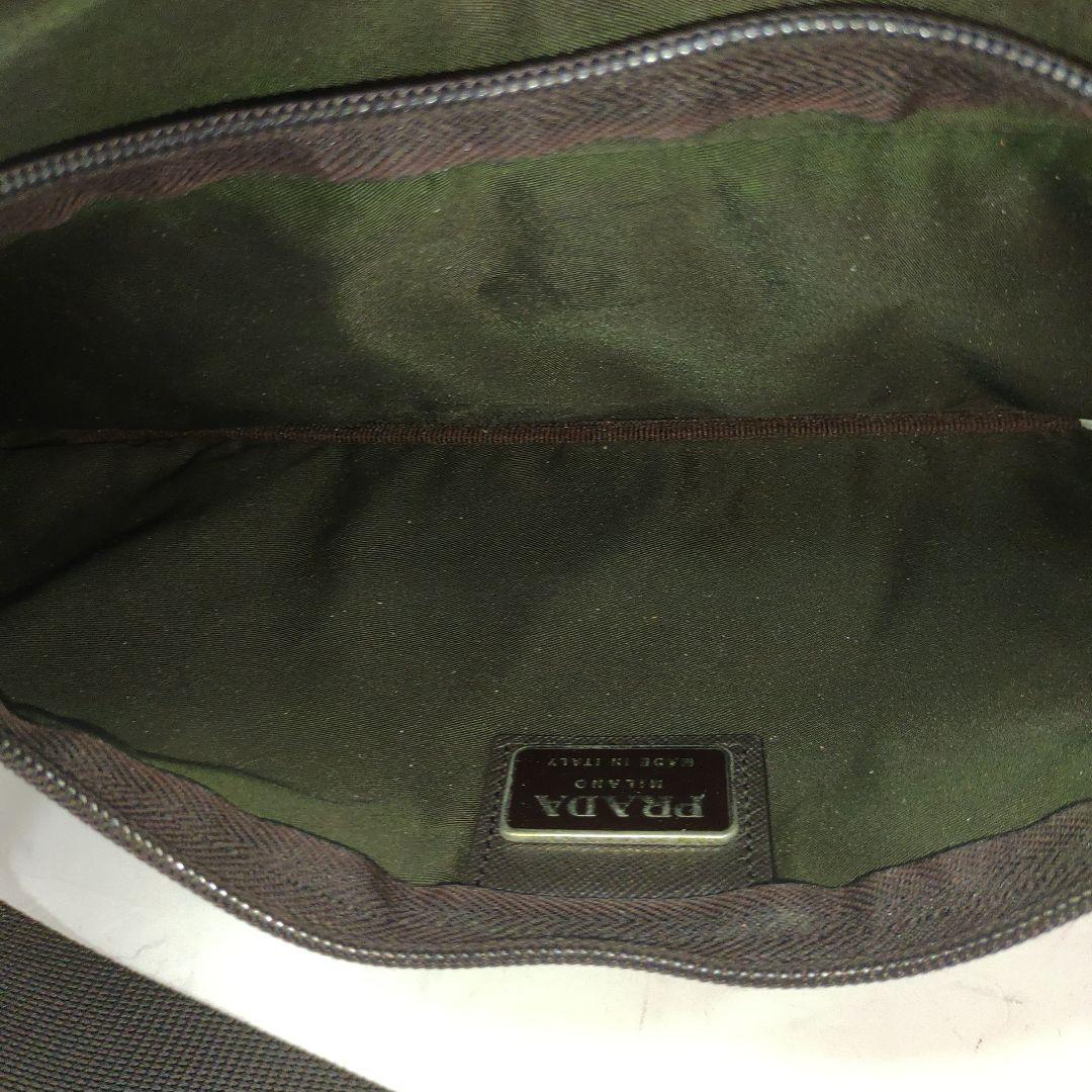 プラダ ボディバッグ ウエストポーチ ナイロン 三角ロゴ グリーン系