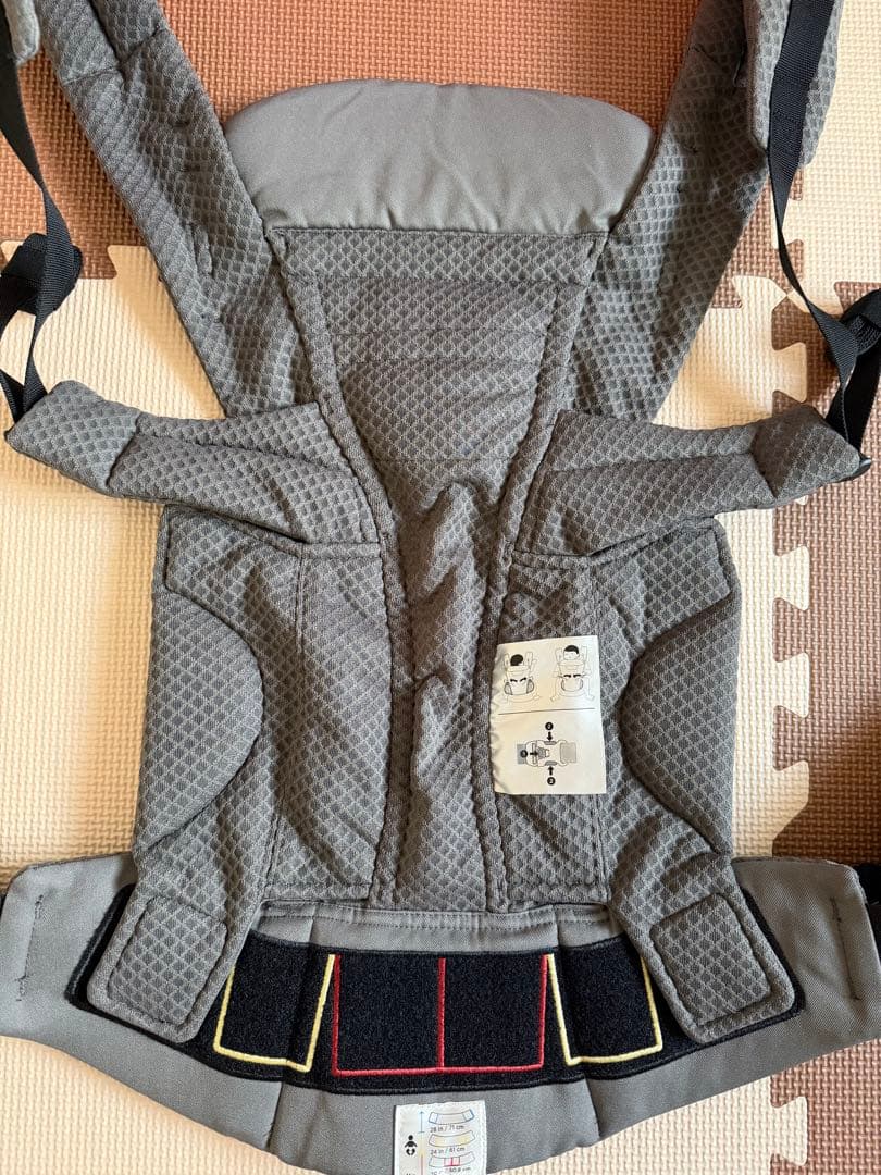 【美品】エルゴベビー　オムニブリーズ　グラファイトグレー