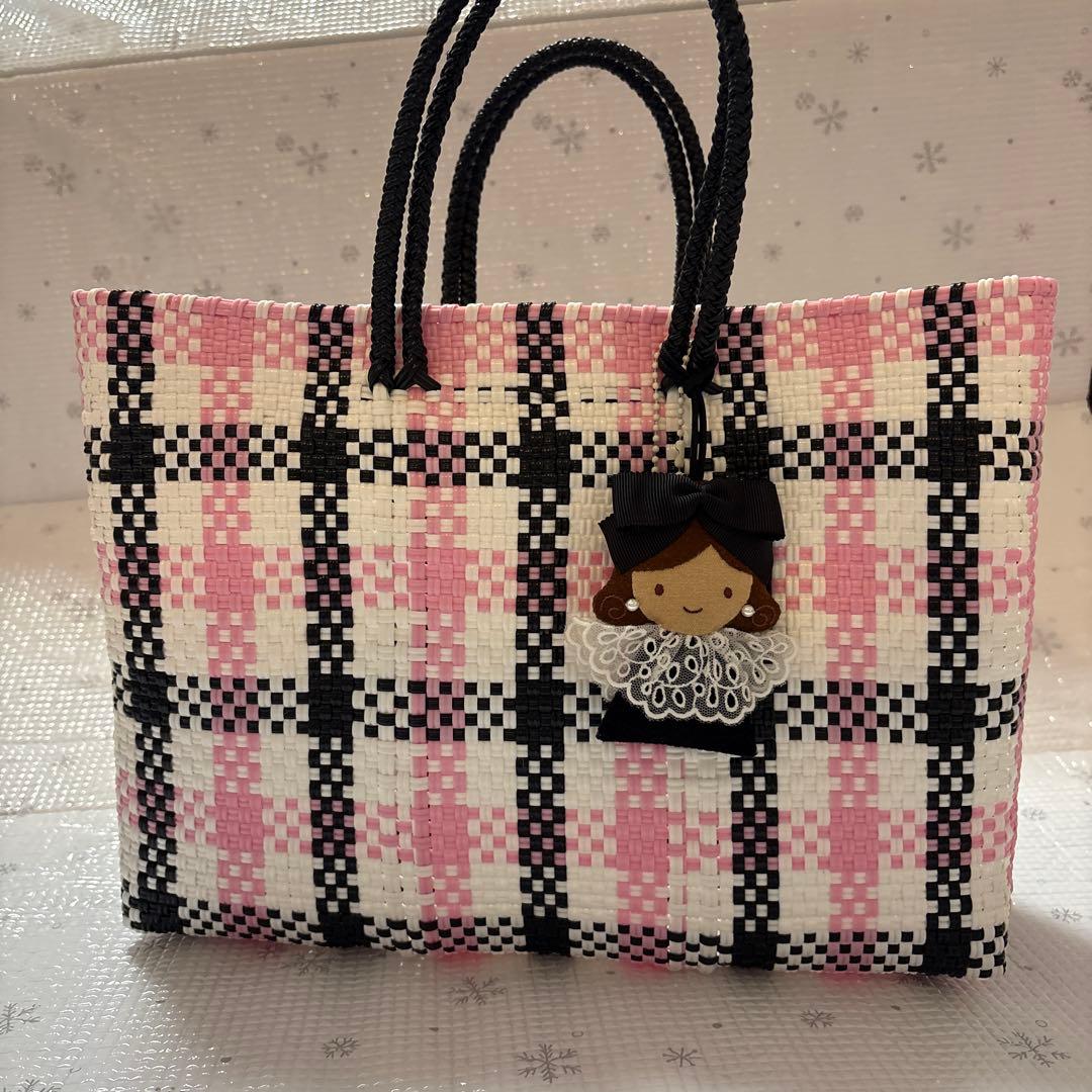 ファミリア　レトラ　メルカドバッグ　ピンク　ブラック　チェック