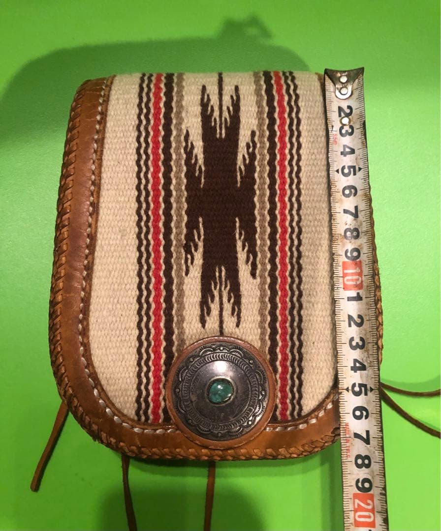 LUCKY JOHN メディスンバック