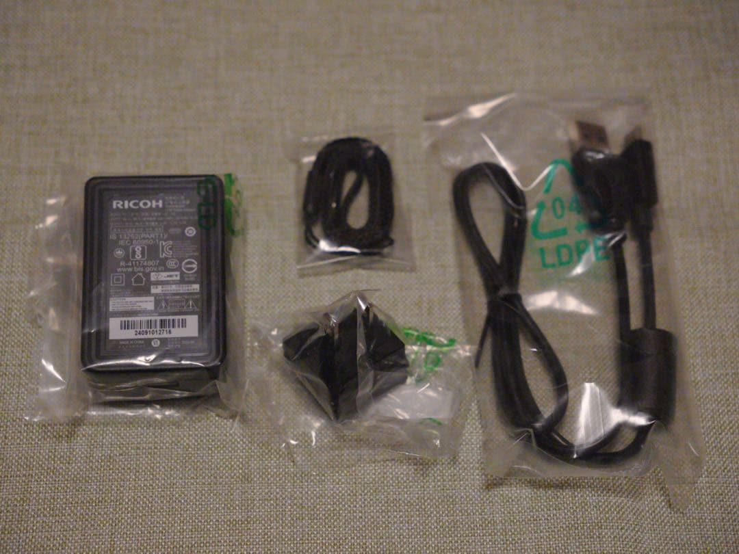 RICOH GR Ⅲ HDF アクセサリーおまけ付き