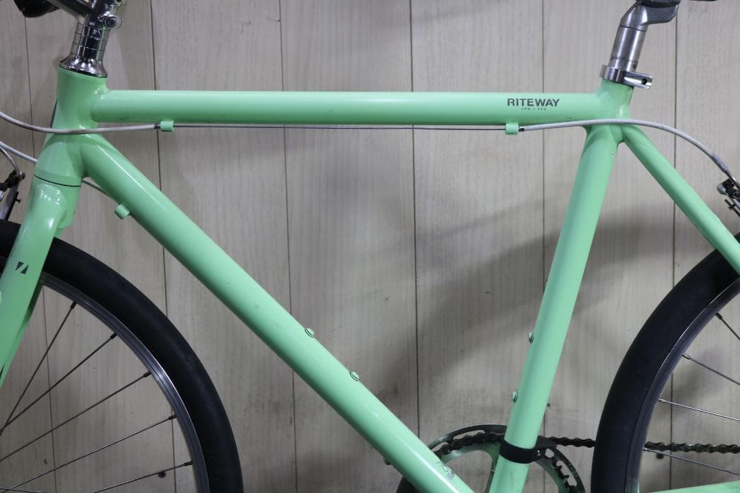 ライトウェイ26型 アルミ シマノ8速 490mm クロスバイク