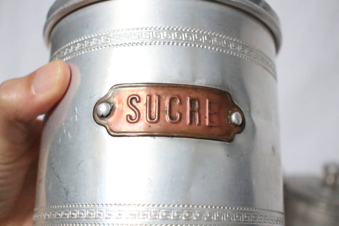 フランス アンティーク 古いアルミ製のキャニスター 入れ子タイプ 5個セット