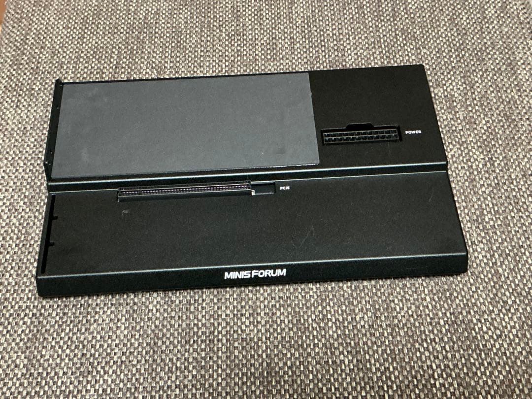 シ*ジ様 eGPU （外付GPU）RX9060XT他4点セット