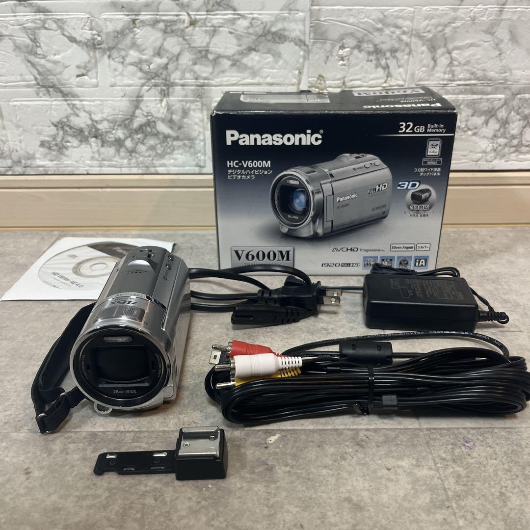 【美品】 Panasonic パナソニック HC-V600M ビデオカメラ