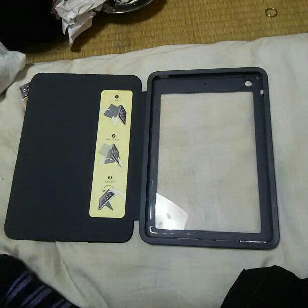 タブレットケース