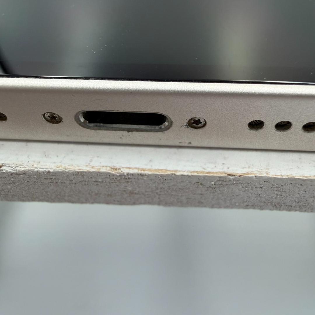 iPhone14 128GB スターライト 221