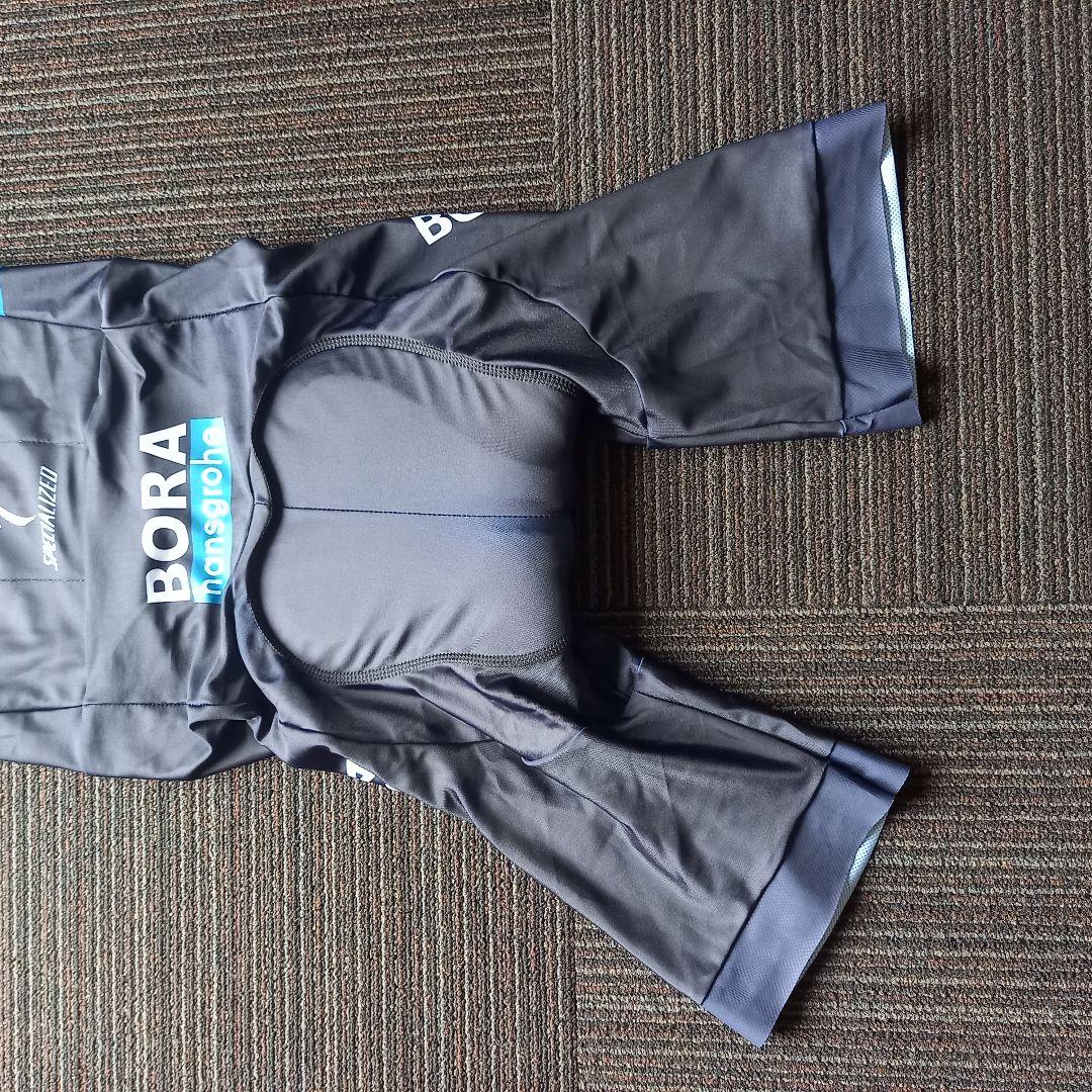 あ　Red Bull BORA トライアスロンウェア　M