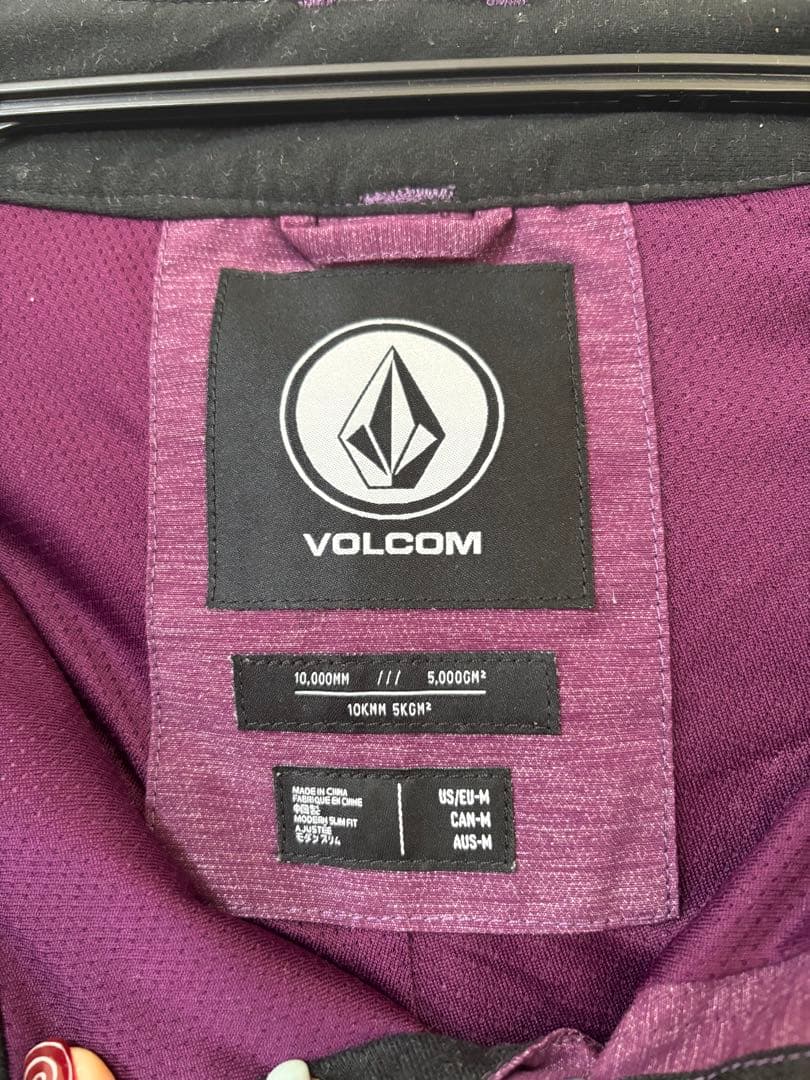 スノボウェア　nikita volcom