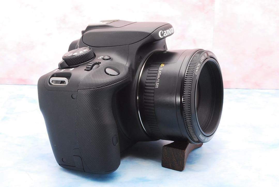 キャノン Kiss X7☆単焦点＆手ぶれ補正標準☆バッグ付☆人物撮り最適！