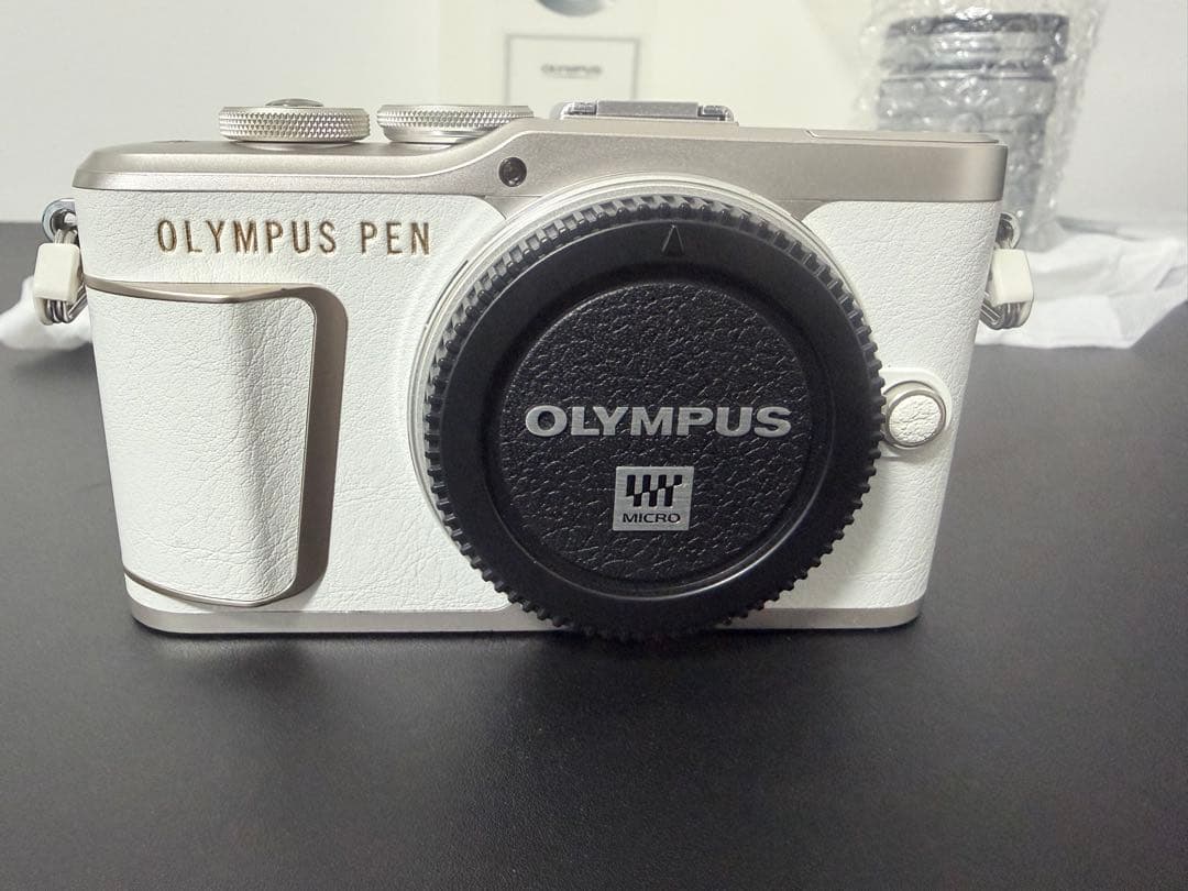 OLYMPUS PEN E-PL10 ホワイト ダブルズームキット