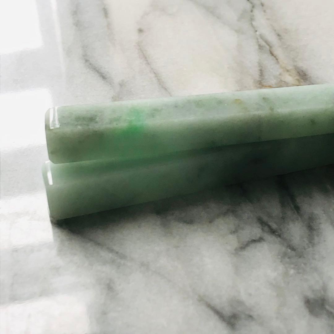 【O1190-001】翡翠　ミャンマー産　一点もの　インテリア　お箸　箸立て