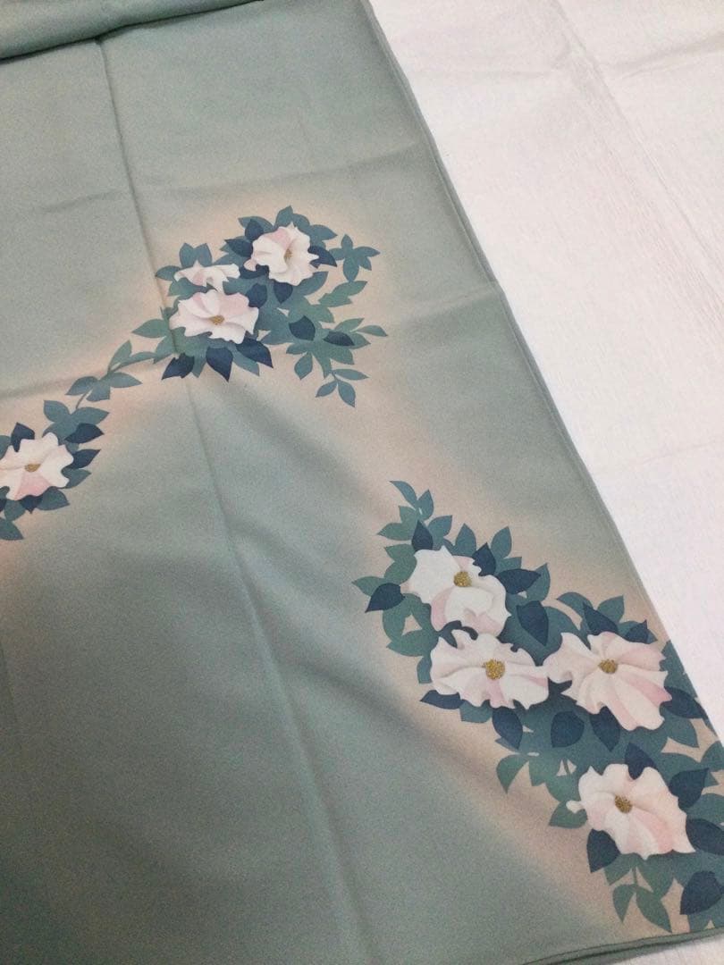 トールサイズ　付け下げ訪問着‼︎ 手描き　シルエット　秘色系統