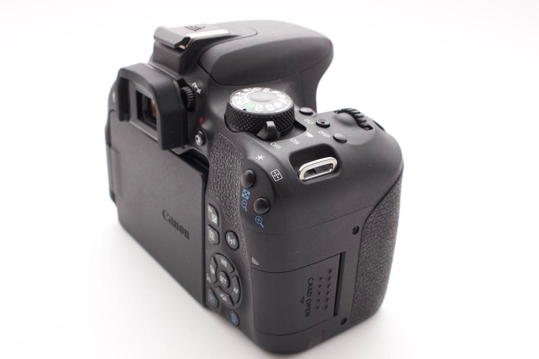 Canon EOS Kiss X9i ダブルレンズ　高倍率　元箱・カメラバッグ有