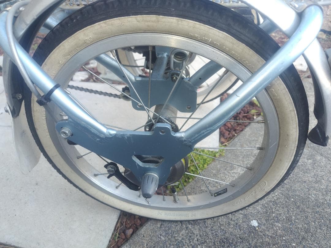 ブリヂストン　ワゴン三輪車BW13