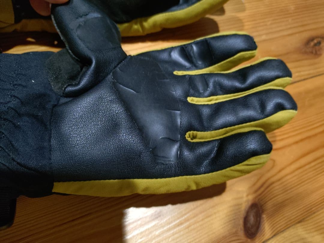マウンテンハードウェア ゴアテックス製グローブ スノーボード スキー アウトドア