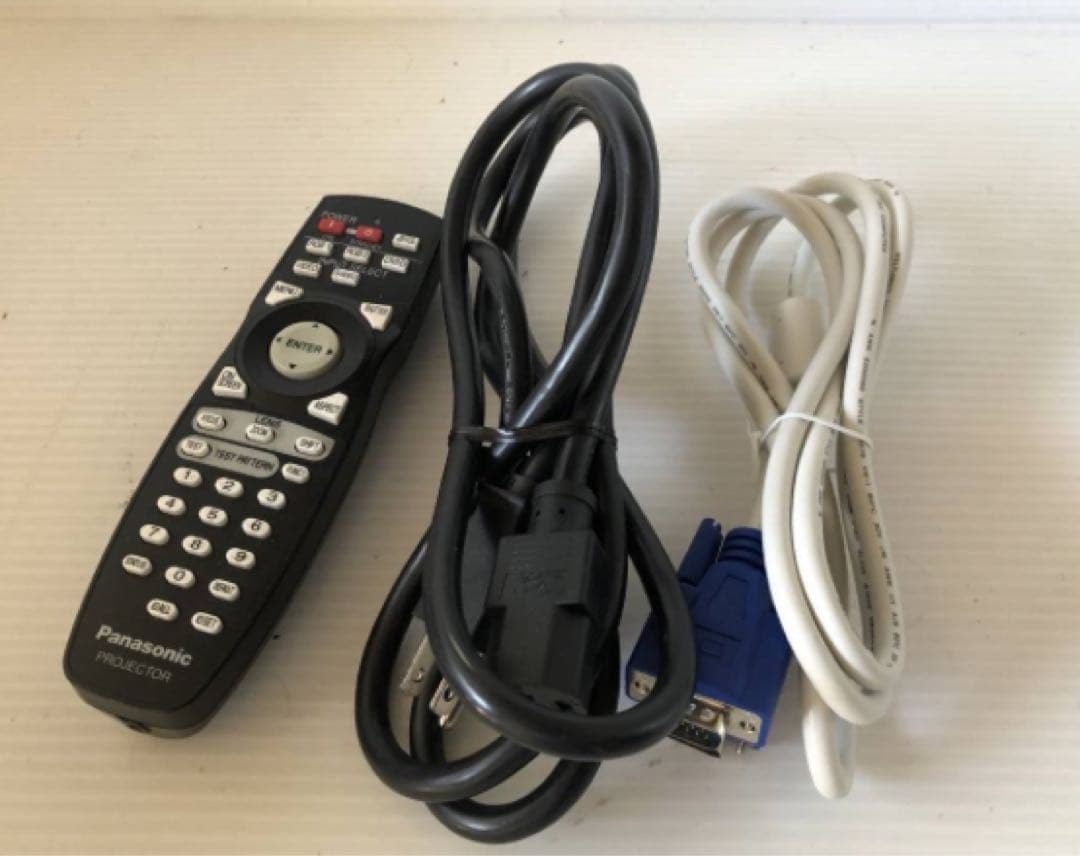 Panasonic PT-DX800LS ★8000ルーメン　ランプ新品日本製