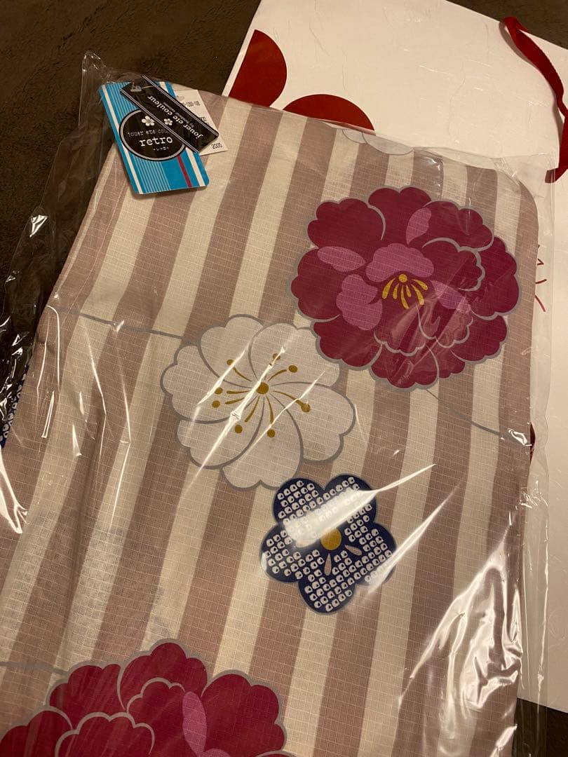 新品未使用 ふりふ 浴衣単品「ストライプぼたん」