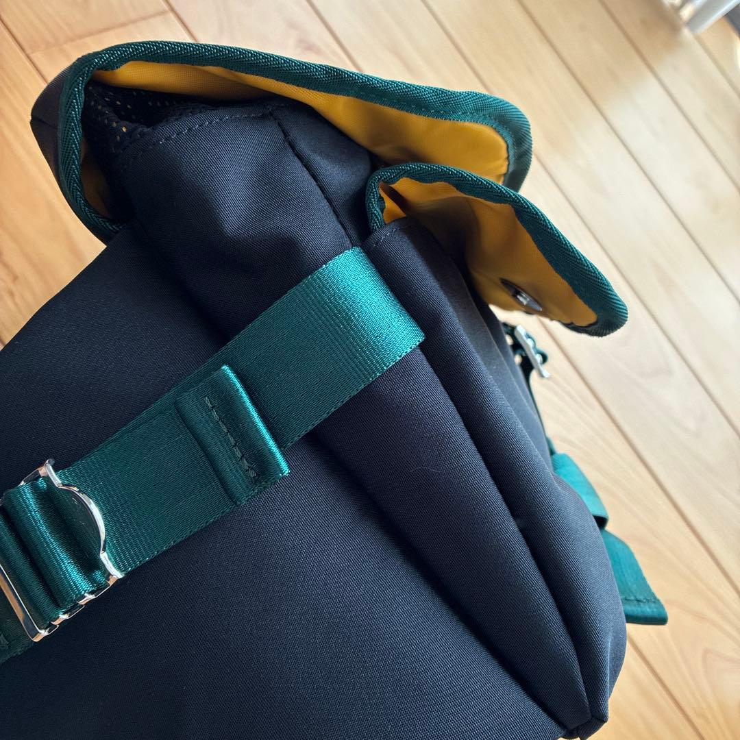 お値下げしました‼️★【美品】★Vivienne Westwood ボディバッグ