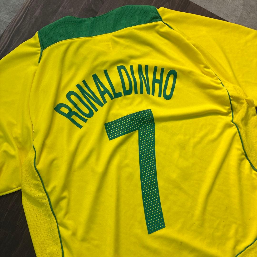 ★8SM2 ブラジル代表　ロナウジーニョ　ゲームシャツ　#7 サッカーシャツ古着