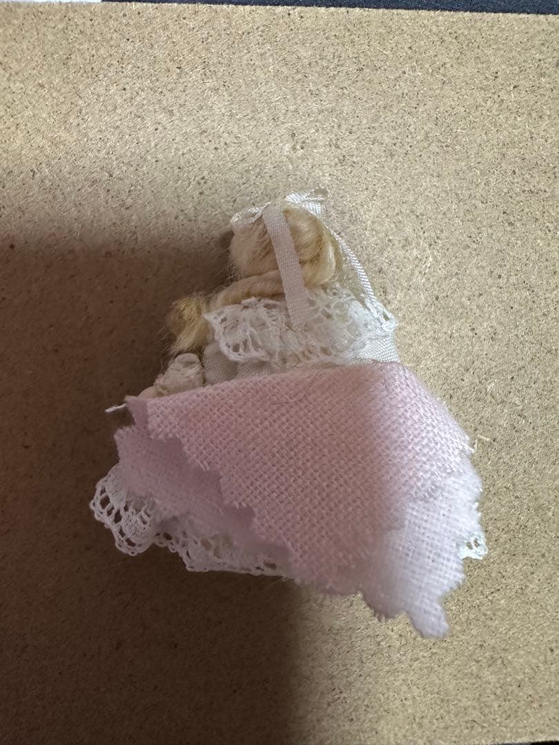 アンティークドール　ガラスケース